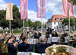 Die Musikkapelle Berg bei der Sterntafel 1250 Jahre Ailingen