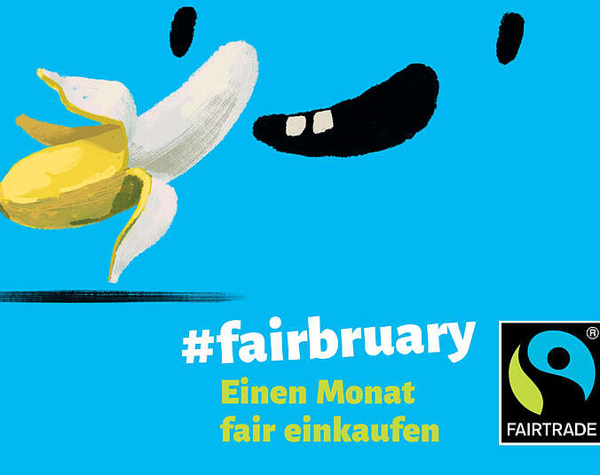 Vor einem blauen Hintergrund eine Banane, die zur Hälfte geschält ist.